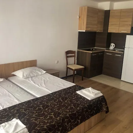 Lejlighed Sunrise Apartments, *