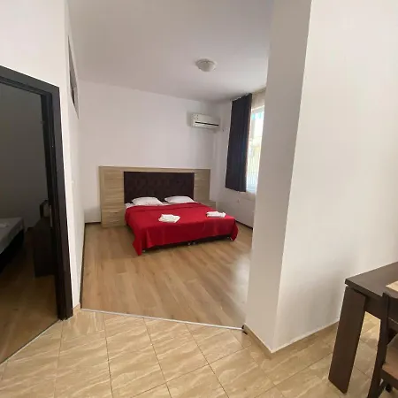 Sunrise Apartments, Lejlighed