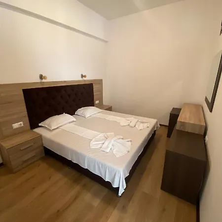 Апартамент Sunrise Apartments, Поморие