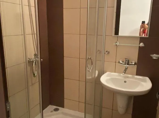 Sunrise Apartments, Апартаменти Поморіє