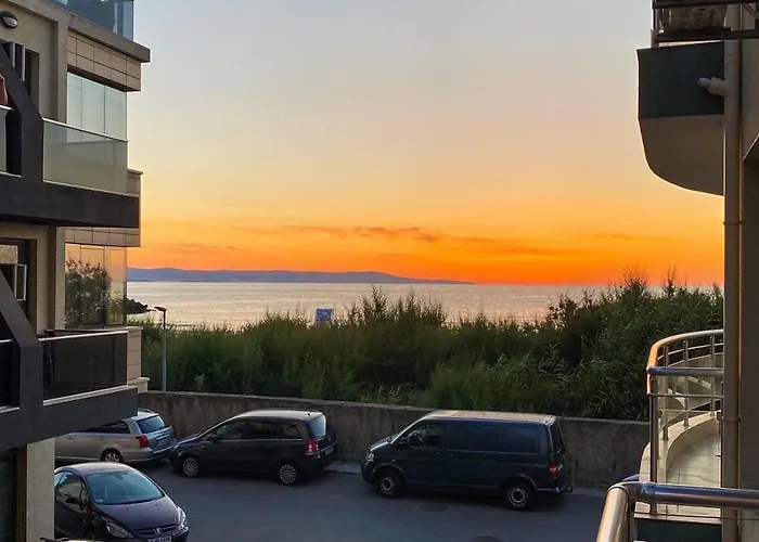 Sunrise Apartments, Pomorie